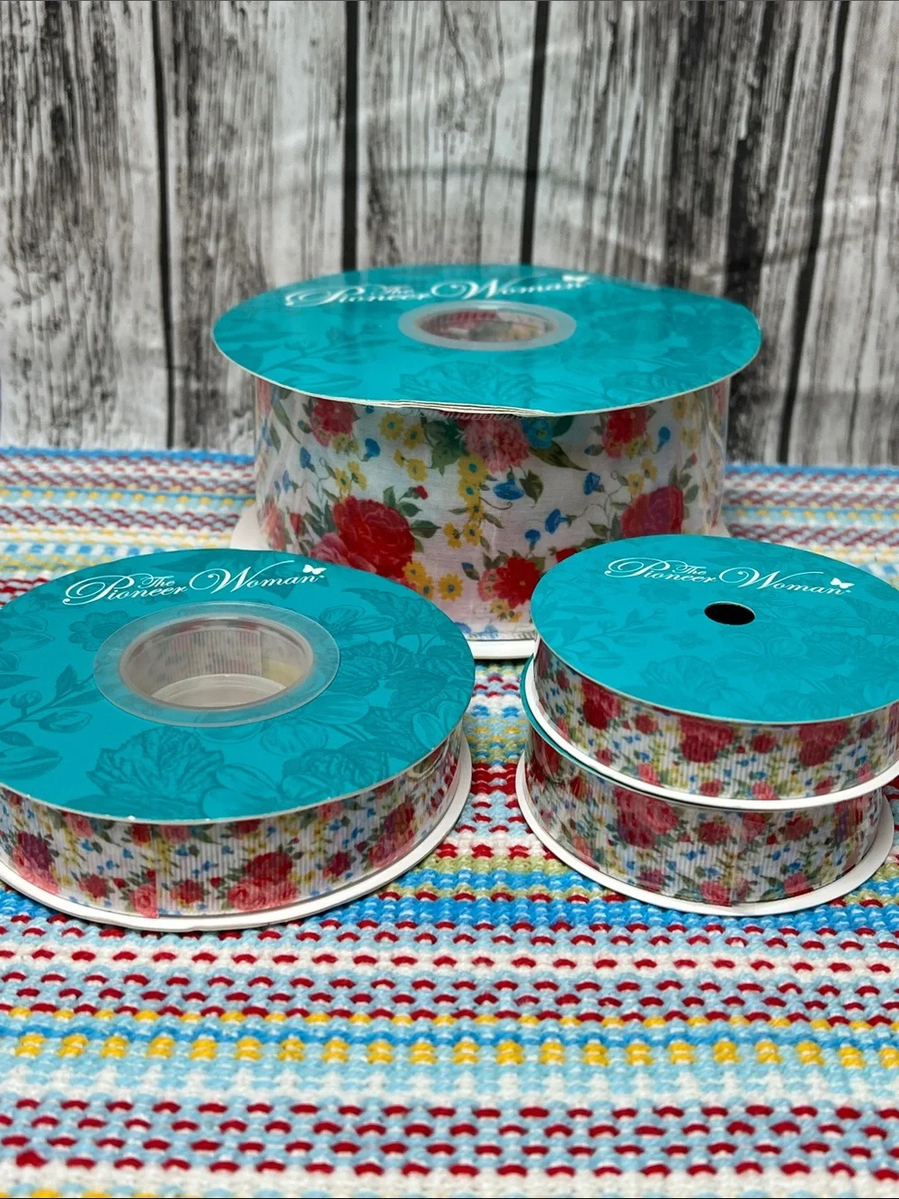 The Pioneer Woman Sweet Rose floral ribbon set of 4.